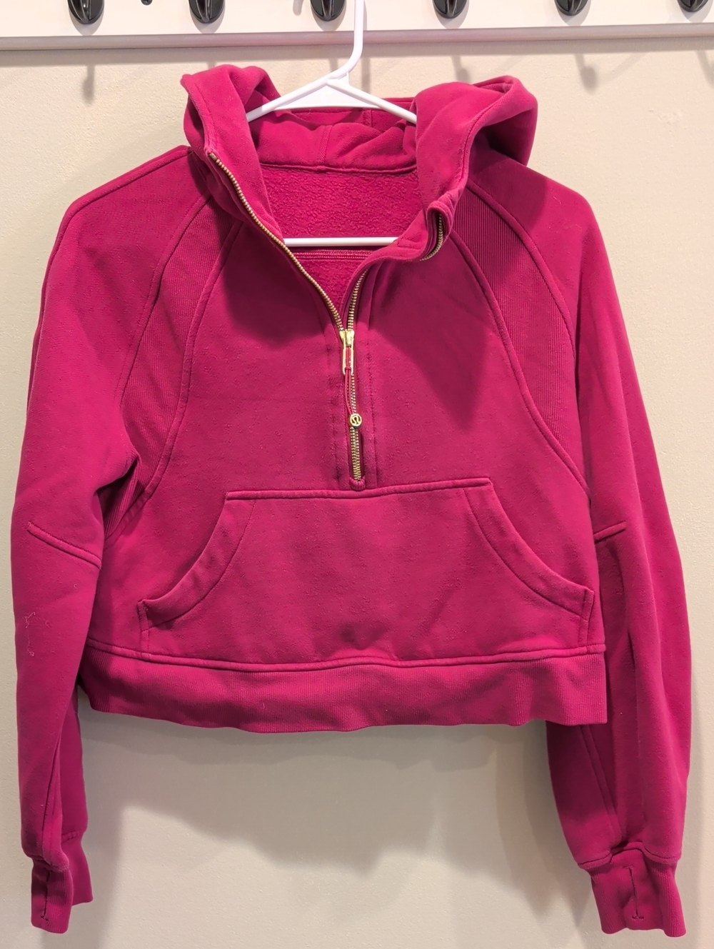lululemon athletica Cropped Half-Zip Hoodie in Fuchsia Pink Size XS/S